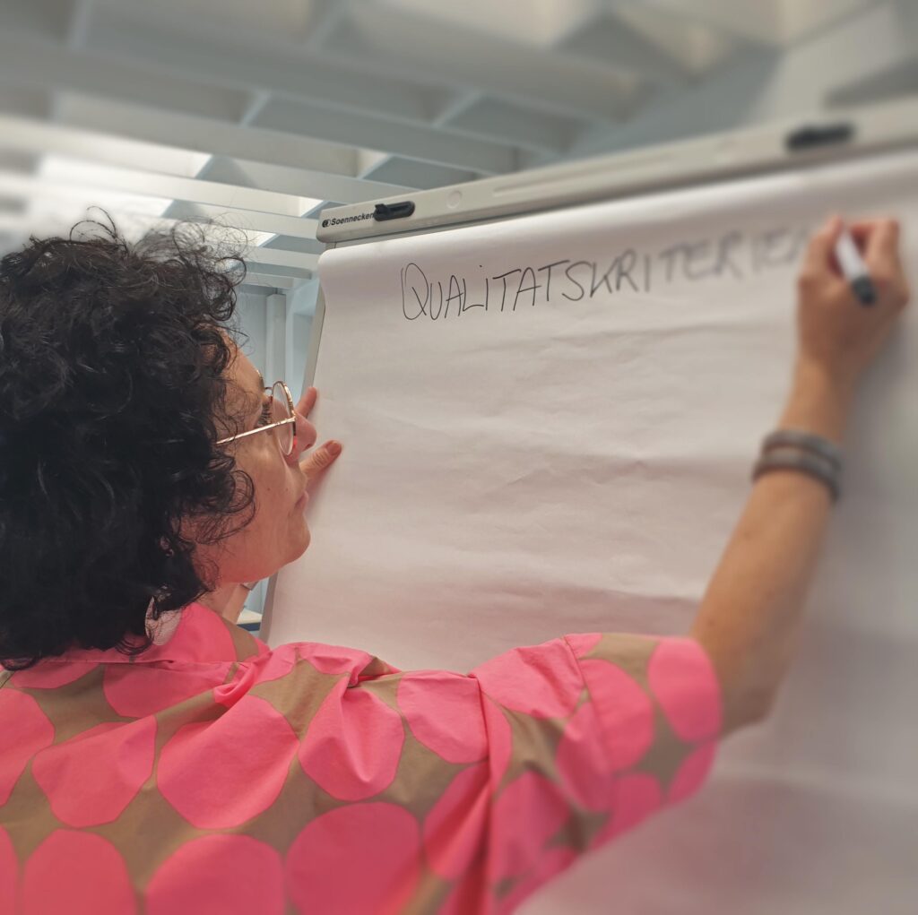 Flipchart Qualitätsentwicklung Teamentwicklung Sozialarbeit